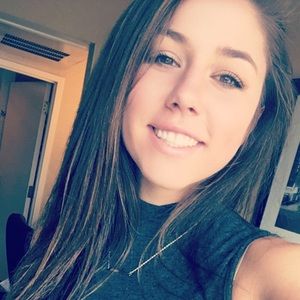 Meet your Posher, Valaree